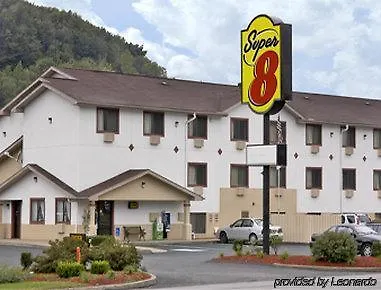Super 8 Butler